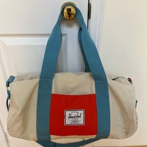Herschel Sutton Midsize Duffel Bag